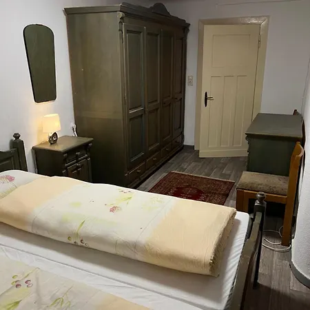 Boxenstop Ossendorf Nyaraló